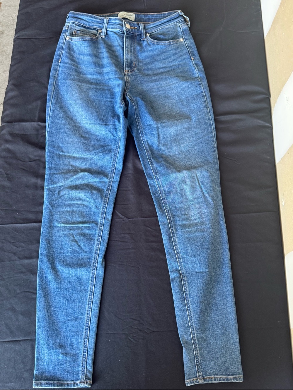 Universal Thread Size 6 Long High Rise Skinny Jeans Medium Wash Blue 6L